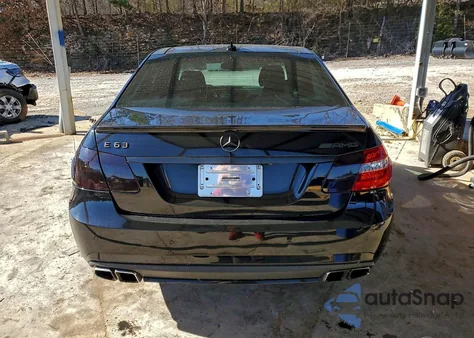 2011 Mercedes-Benz E 63 Amg z USA, uszkodzony, nr VIN WDDHF7HB5BA285426